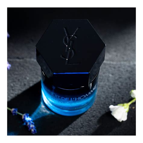 sephora electrique la nuit.